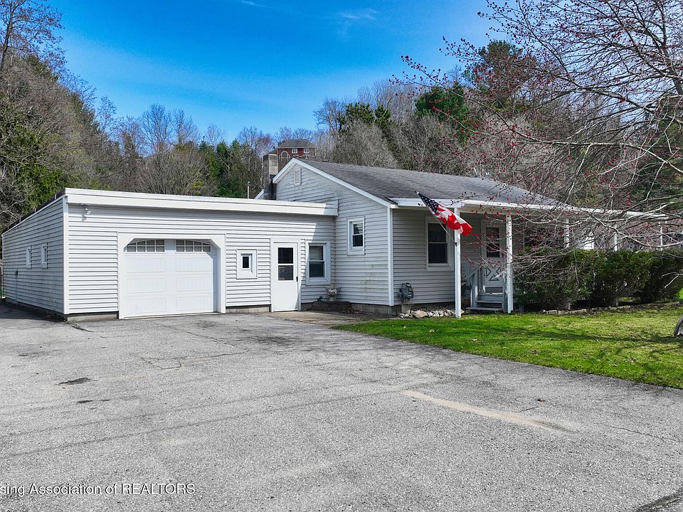 1st image of 3984 Five Mile Rd