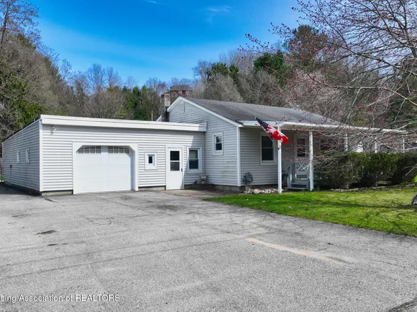 3984 Five Mile Rd, Traverse City, MI 49686