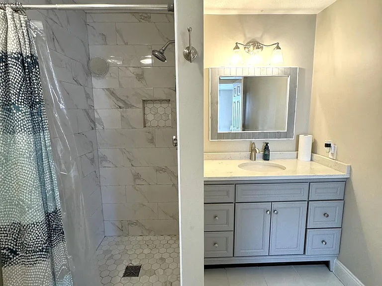 399 Pond St #B6 — Photo 15