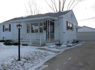 37 Sandcreek Ct, Decatur, IL 62521