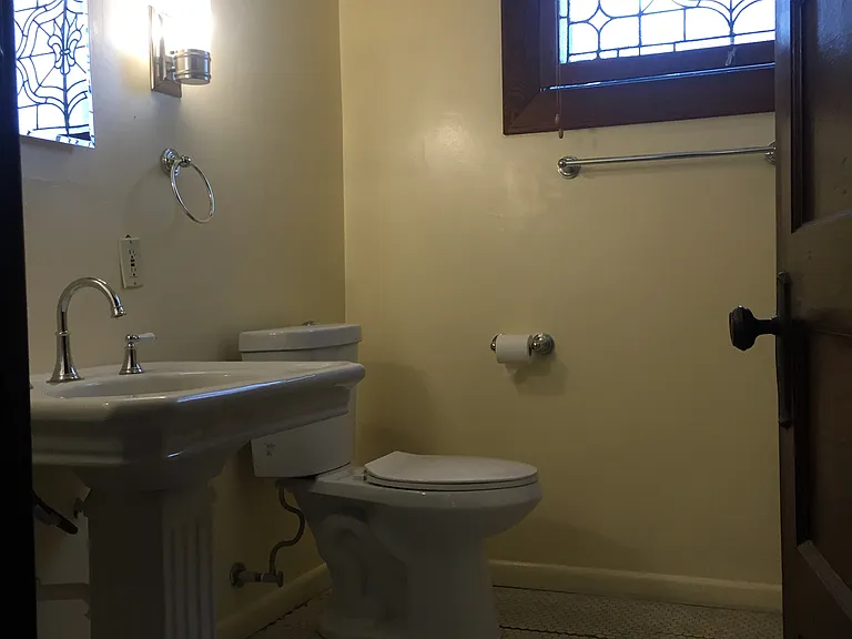 512 Linwood Ave #1 — Photo 12
