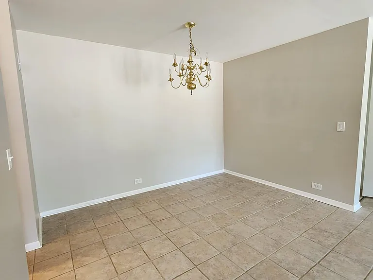 560 Shorely Dr #204 — Photo 16