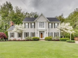 876 Hunter Ridge Cir, Akron, OH 44333