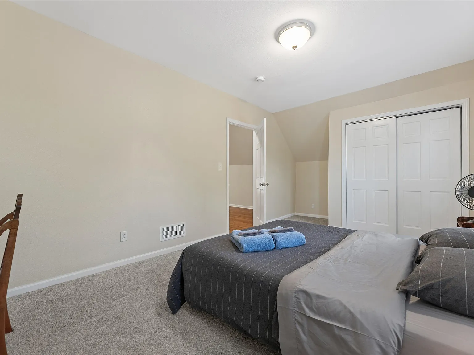 3 bed, 1459 sqft, $3,000 — Photo 2