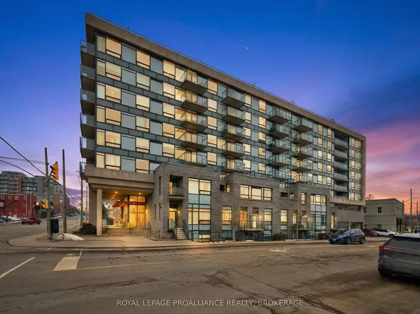 121 Queen St #A2, Kingston, ON K7K 1A8