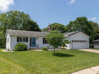 1460 Sunset Dr, Saint Charles, MN, 55972