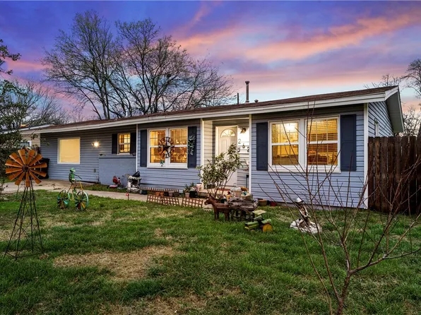 2624 S 24th St, Waco, TX 76706