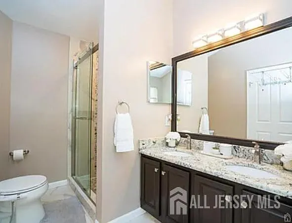 704 Dahlia Cir — Photo 15
