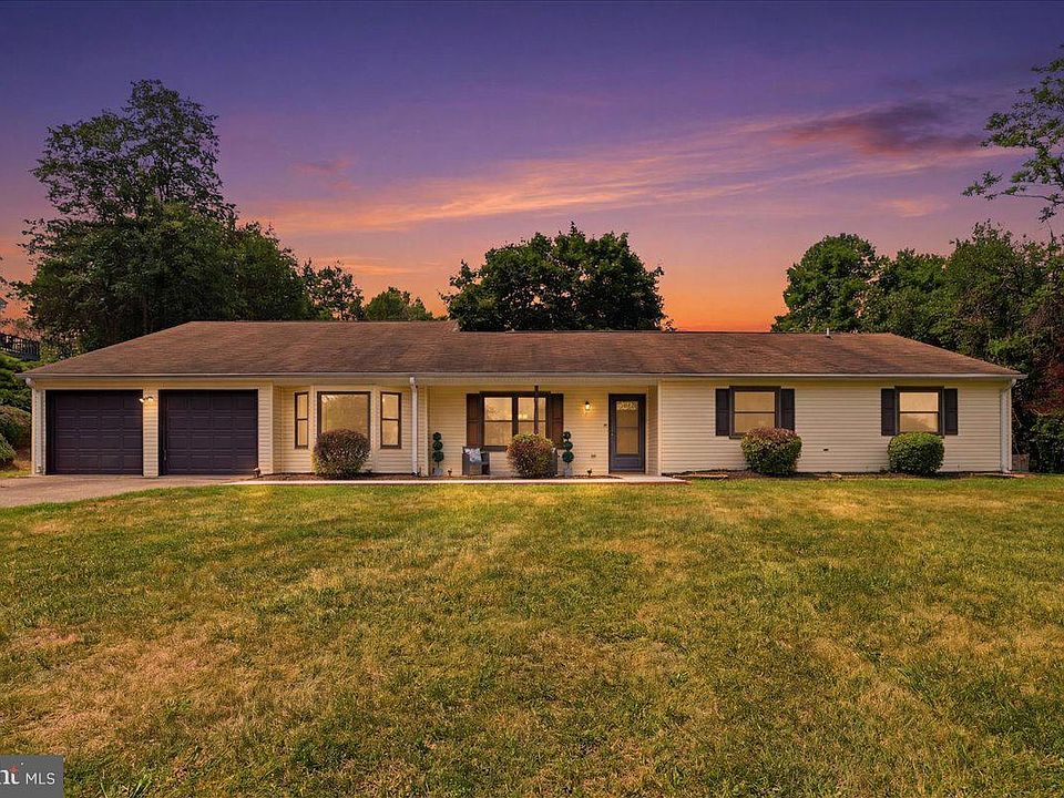 1st image of 7434 Cedar Knolls Dr