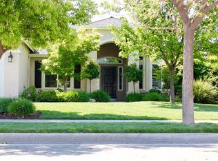 161 N Shenandoah Ct, Visalia, CA 93291