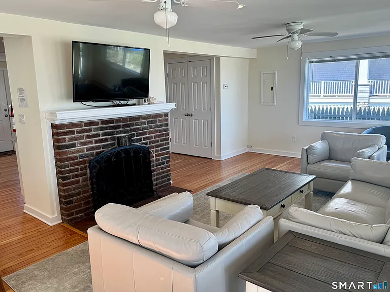 75 Milford Point Rd — Photo 10