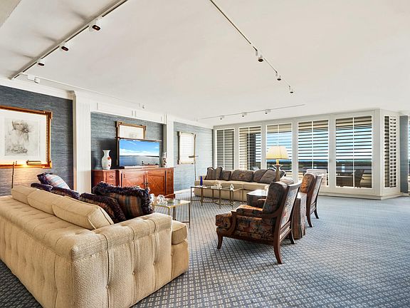 2nd image of 100 Lakeshore Dr APT 857
