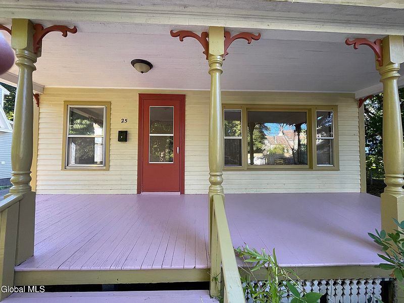4th image of 25 Corliss Avenue