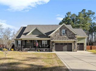 5700 Ione Ct, Hope Mills, NC 28348