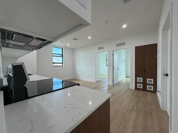 1037 NW 2nd St, Miami, FL 33128