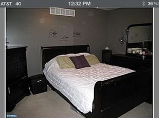 882 Crescent Ave, Runnemede, NJ 08078