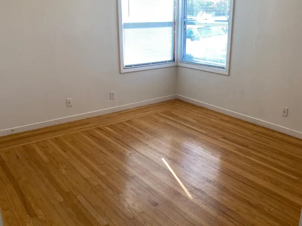 6710 Schmidt Ln, El Cerrito, CA 94530