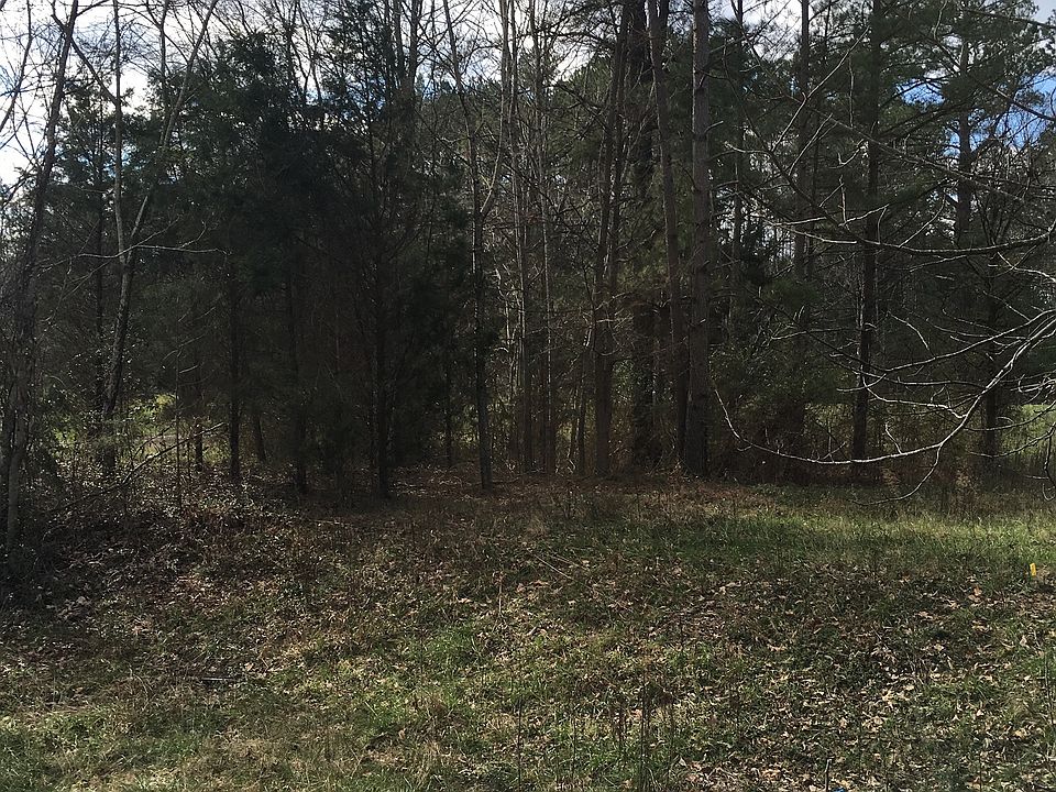 2nd image of 1490 Lincoln Rd