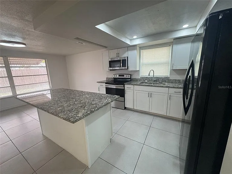7410 Moravian Dr — Photo 10