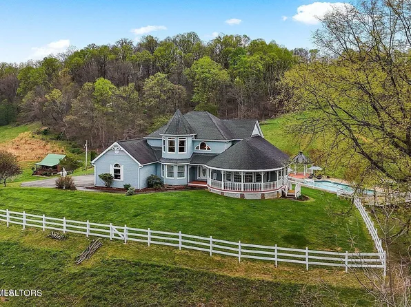 165 Meredith Valley Ln, Elizabethton, TN 37643