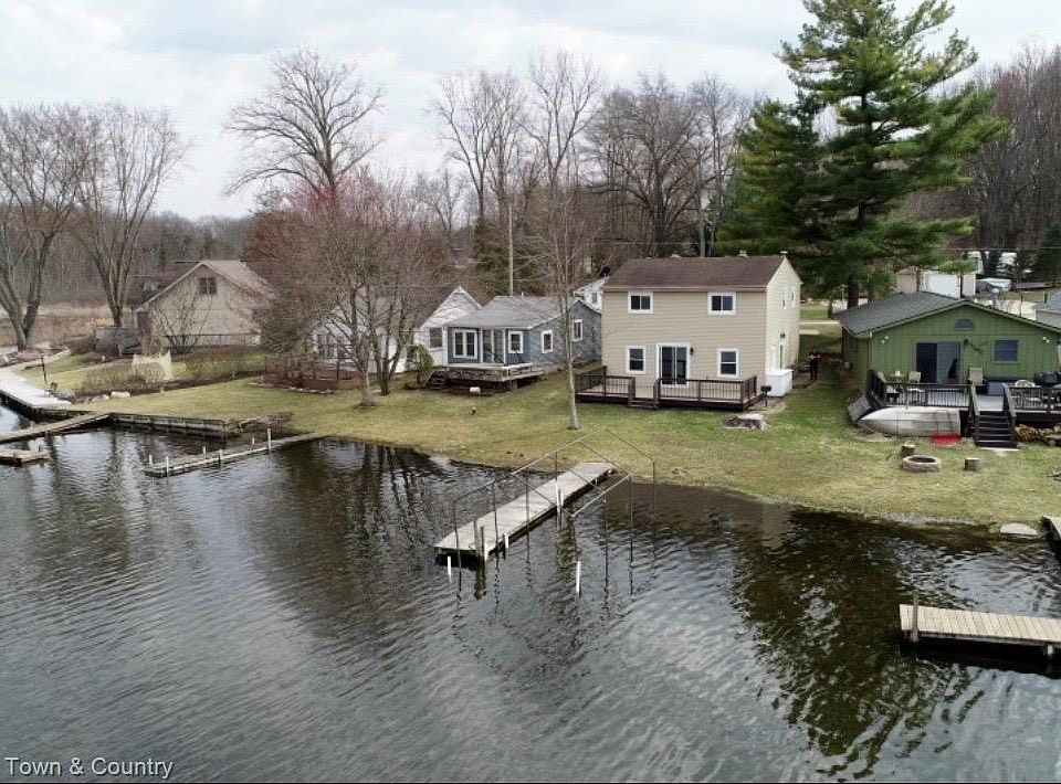 1st image of 2705 Melvin Rd