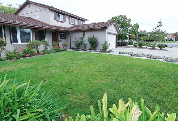 2nd image of 6063 Knoll Park Ct
