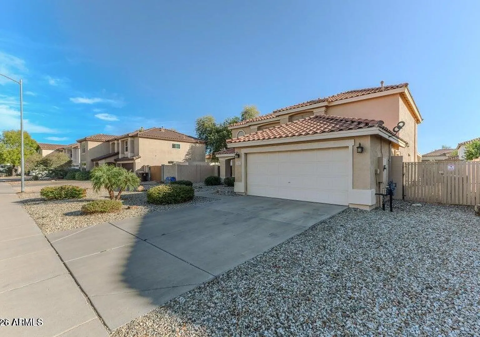 Beautifully remodeled 4 bedroom home! — Photo 3