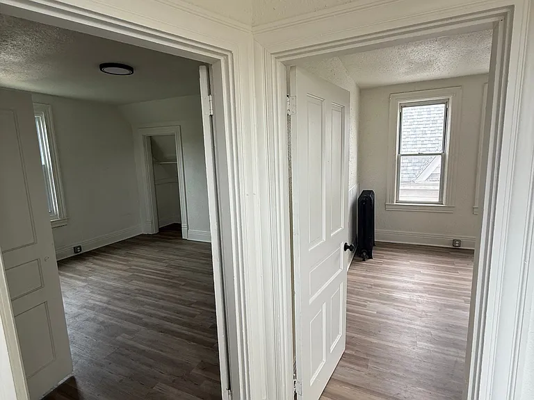 819 Maple Ave — Photo 16