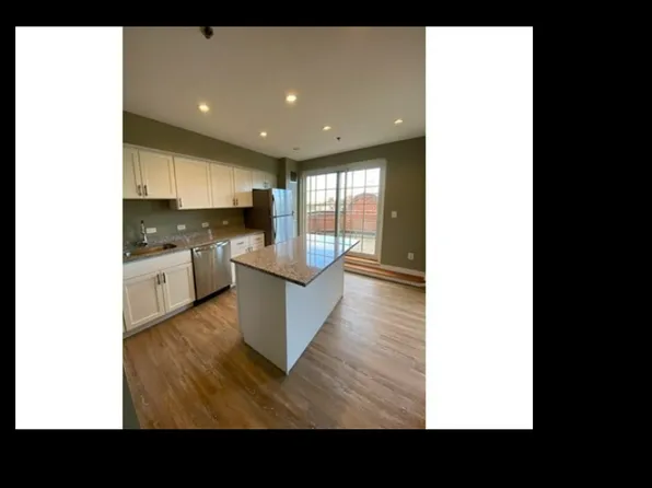 534 Commonwealth Ave APT 3E, Boston, MA 02215