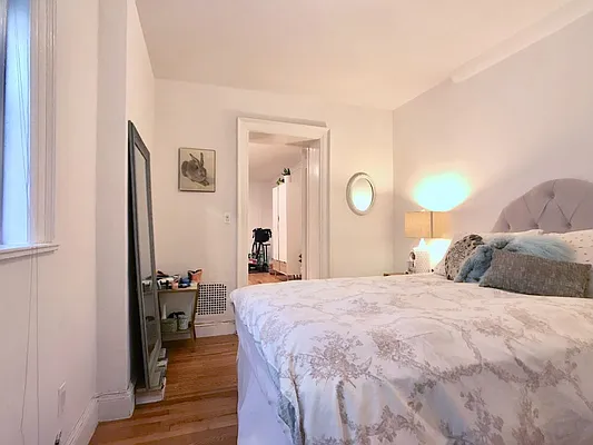 Rented by Sovereign Associates | media 11