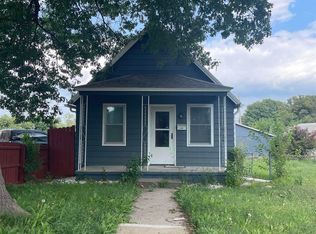 4207 S 38th St, Omaha, NE 68107