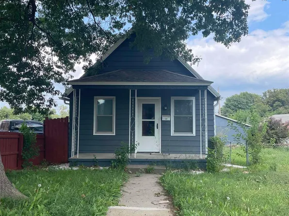 4207 S 38th St, Omaha, NE 68107