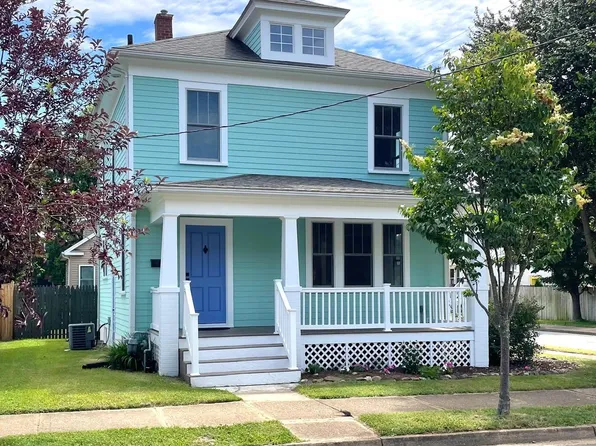 1701 Charles St, Fredericksburg, VA 22401