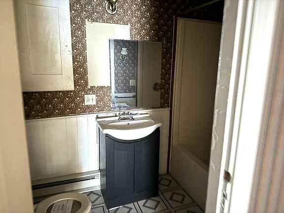 5th image of 4 Union Place