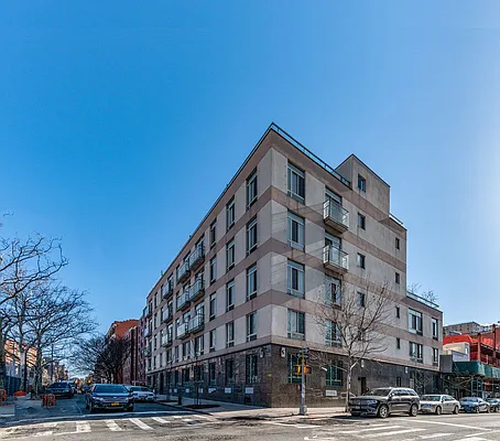 Rented by Sotheby's International Realty | media 12