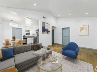 5249 Satsuma Ave, North Hollywood, CA 91601