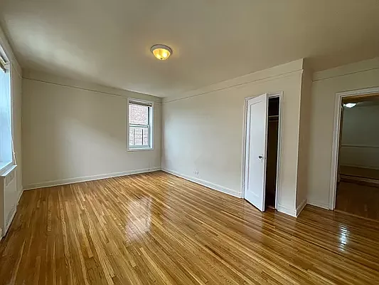 Rented by Contact Realty | media 8