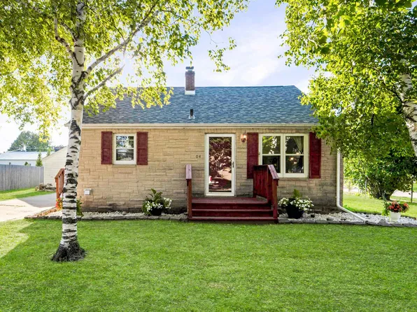 304 S James St, Kimberly, WI 54136