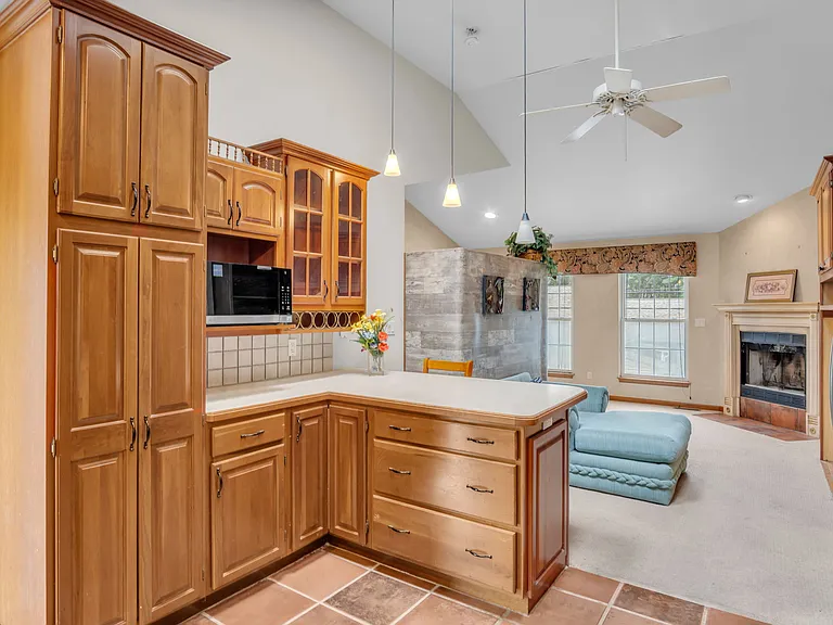 1301 Colonial Club Dr #C — Photo 11
