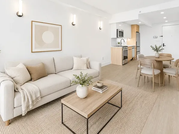 798 Lexington Avenue image 1 of 7