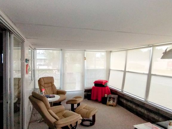 5th image of 5648 Pineland Ave