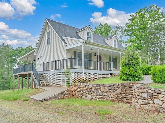 2nd image of 420 Juniper Rd