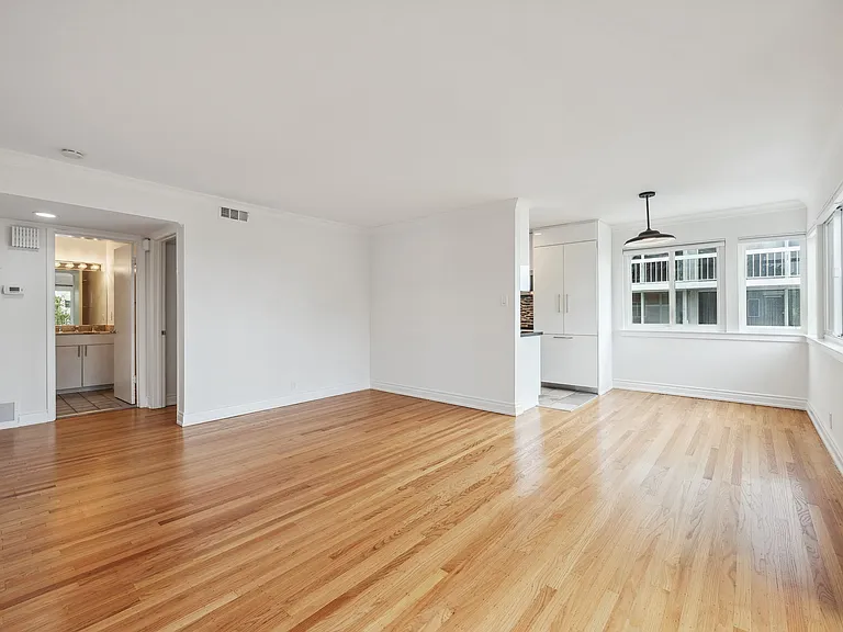 2121 Laguna St #25A — Photo 3