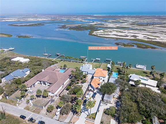 2nd image of 14322 Playa Del Rey