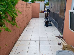 2319 Plunkett St, Hollywood, FL 33020
