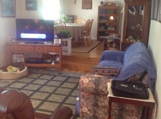 900 Lilac Ln, Wamego, KS 66547