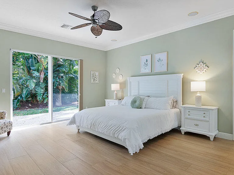 9190 Spring Time Dr — Photo 11