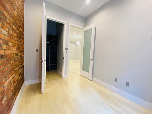 Rented by Aventana | media 17