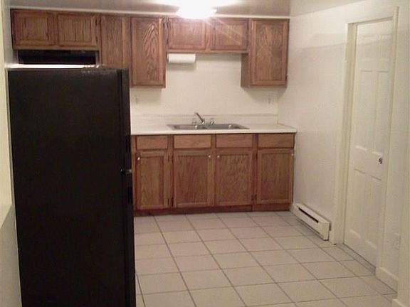 3rd image of 1137 1st St
