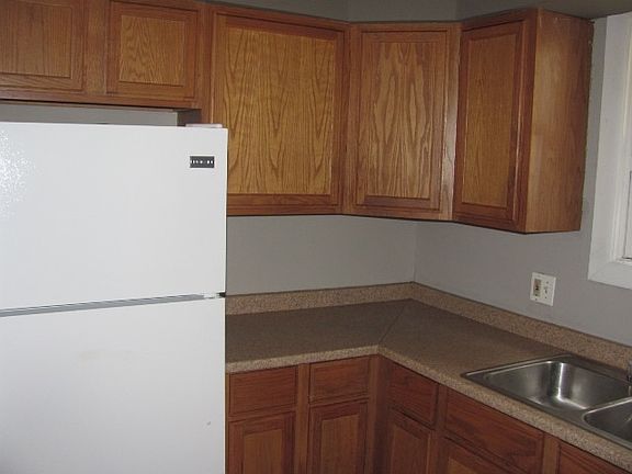 4th image of 7514 S Winchester Ave